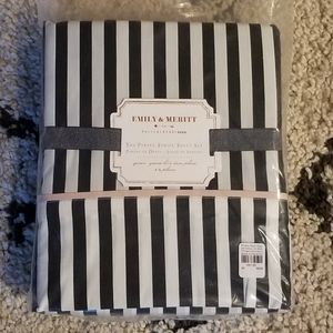 Pottery Barn Steets- Queen